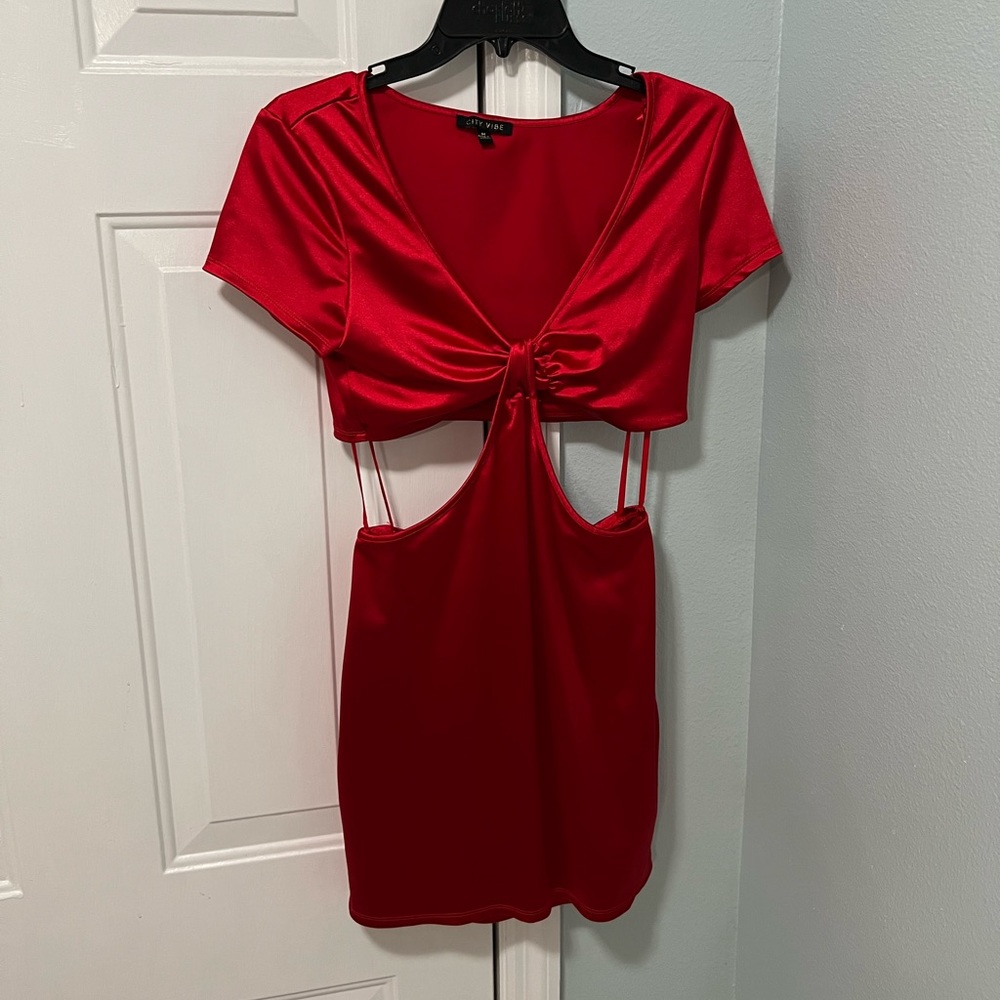 Red dress (5/20) ⭐️